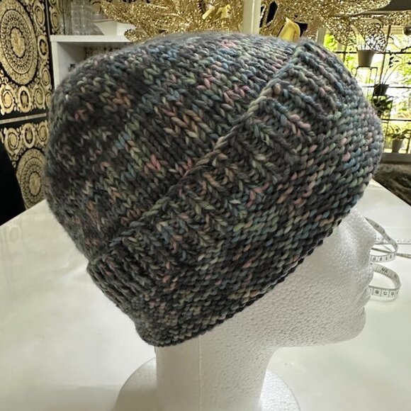 Handmade Multicolor Knit Beanie Soft Wool Blend Winter Hat Unisex - Picture 8 of 9